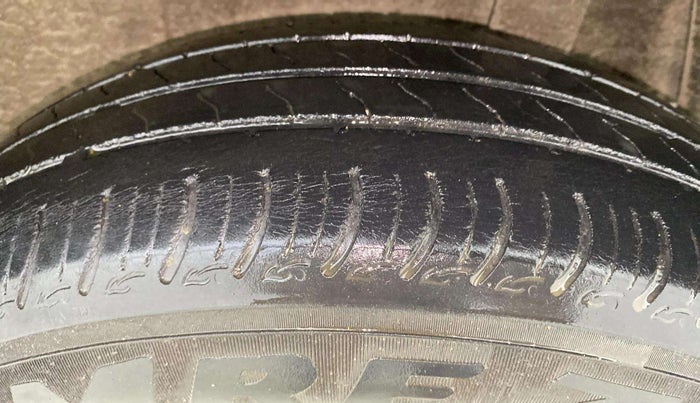 2022 Maruti S PRESSO VXI (O) CNG, CNG, Manual, 28,205 km, Left Rear Tyre Tread