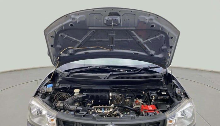 2022 Maruti S PRESSO VXI (O) CNG, CNG, Manual, 28,205 km, Open Bonet