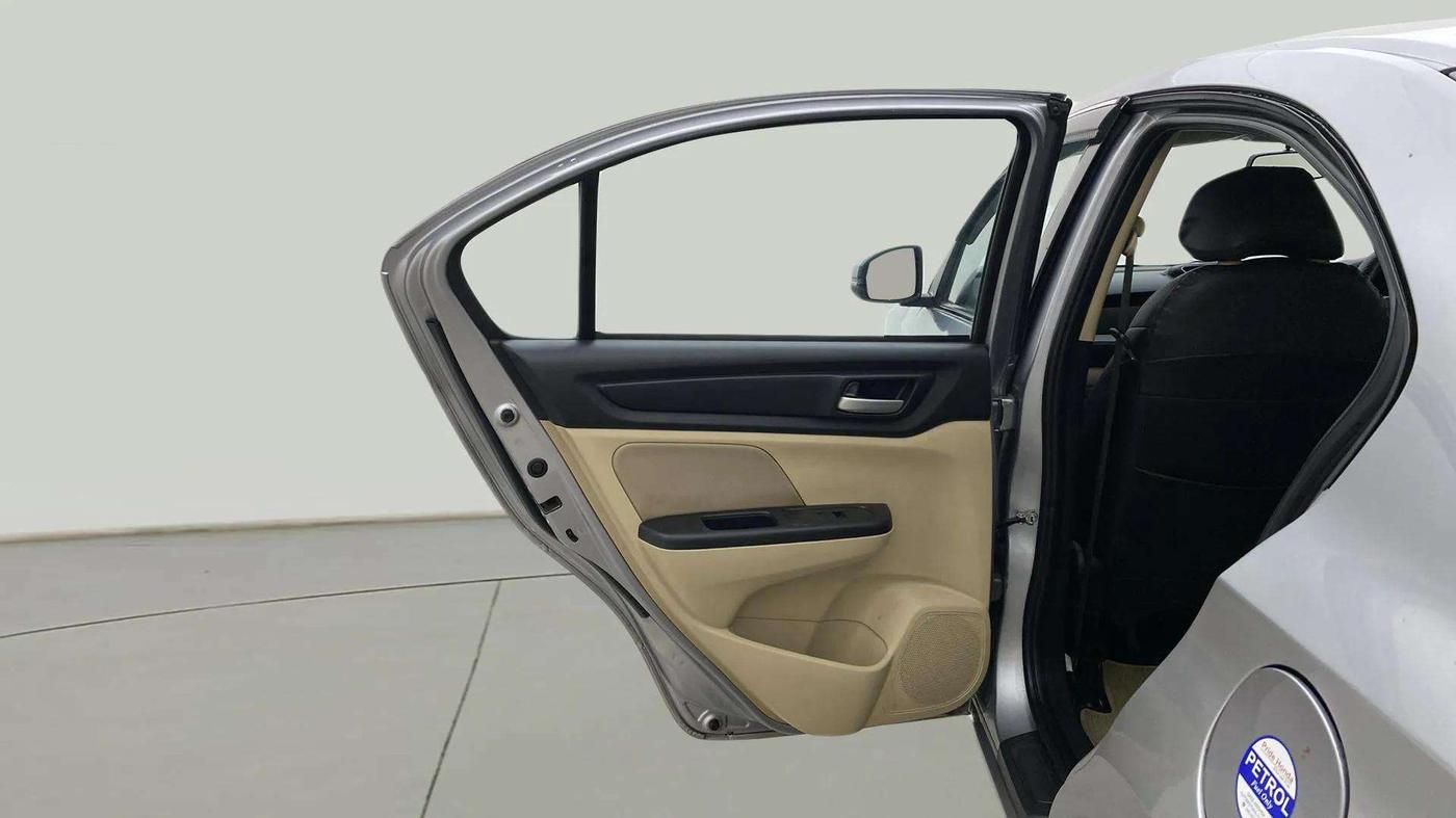 2021 Honda Amaze 1.2L I-VTEC S, Petrol, Manual, 1,11,329 km, LHS Rear Door