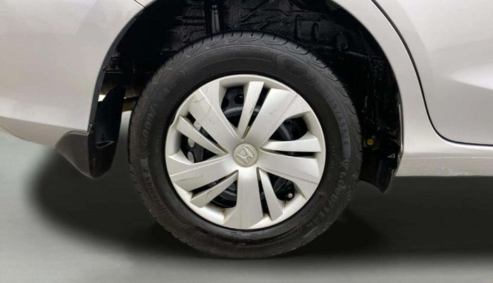2021 Honda Amaze 1.2L I-VTEC S, Petrol, Manual, 1,11,329 km, Right Rear Wheel