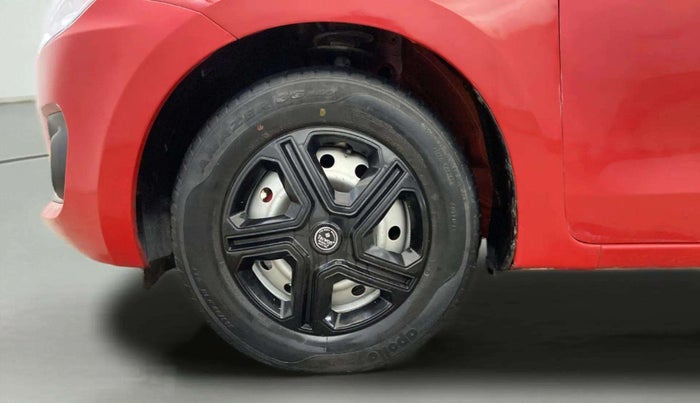 2019 Maruti Swift LXI D, Petrol, Manual, 63,177 km, Left Front Wheel