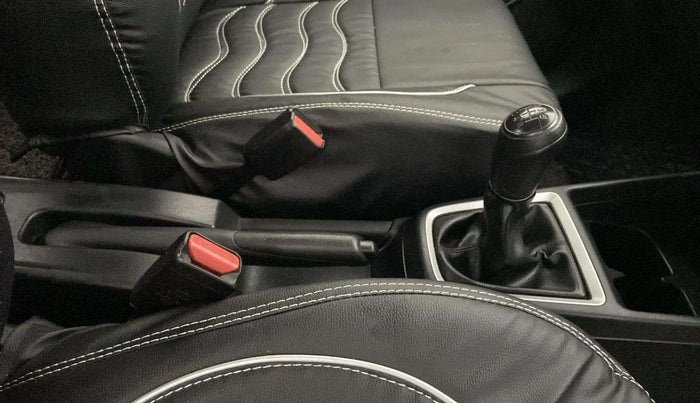 2019 Maruti Swift LXI D, Petrol, Manual, 63,177 km, Gear Lever