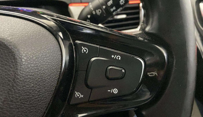 2020 Tata NEXON XZ PLUS (O) DIESEL, Diesel, Manual, 1,00,082 km, Adaptive Cruise Control