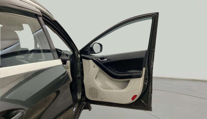 2020 Tata NEXON XZ PLUS (O) DIESEL, Diesel, Manual, 1,00,082 km, RHS Front Door