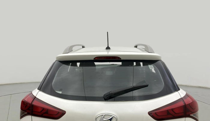 2017 Hyundai i20 Active 1.2 SX, Petrol, Manual, 82,856 km, Rear Windshield