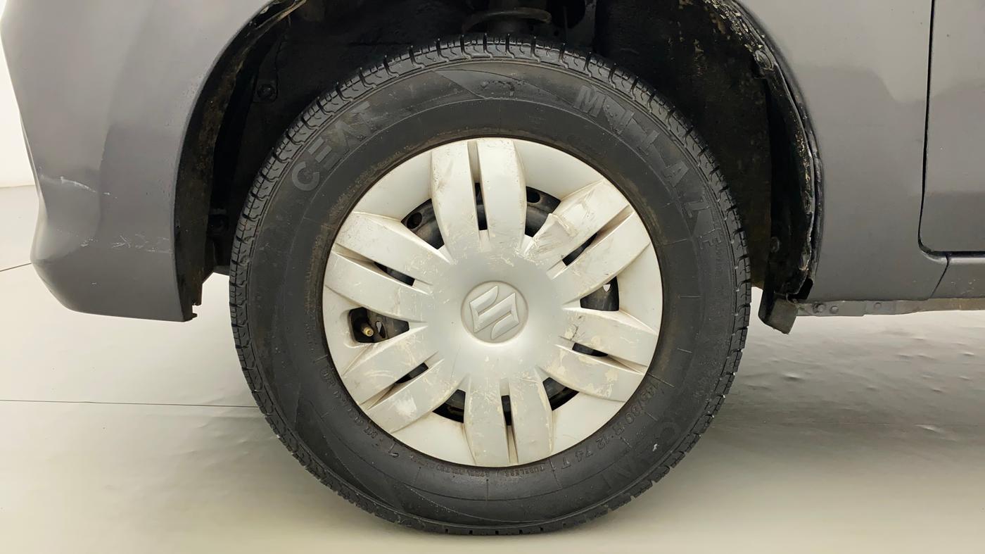 2016 Maruti Alto 800 VXI, Petrol, Manual, 27,867 km, Left Front Wheel