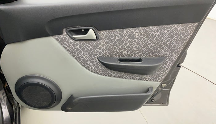 2016 Maruti Alto 800 VXI, Petrol, Manual, 27,867 km, Driver Side Door Panels Control