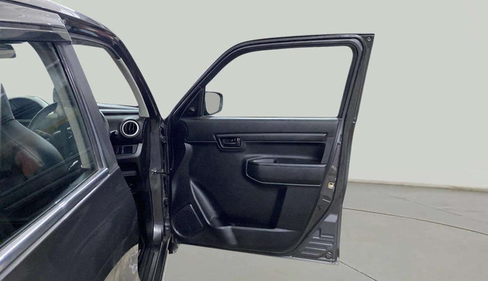 2020 Maruti S PRESSO VXI+, Petrol, Manual, 15,695 km, RHS Front Door
