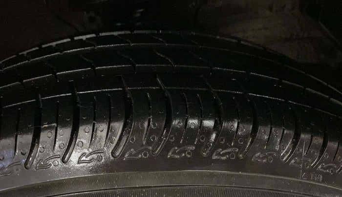 2020 Maruti S PRESSO VXI+, Petrol, Manual, 15,695 km, Right Front Tyre Tread