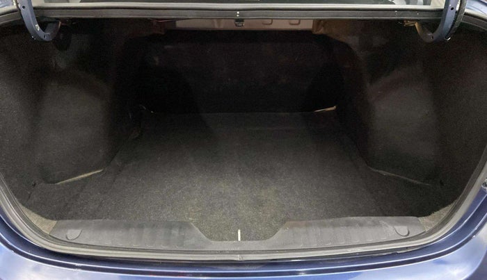 2018 Maruti Ciaz DELTA 1.5 SHVS MT PETROL, Petrol, Manual, 56,205 km, Boot Inside