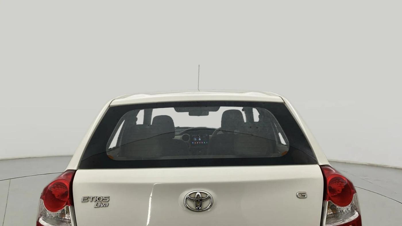 2015 Toyota Etios Liva G, Petrol, Manual, 50,085 km, Rear Windshield
