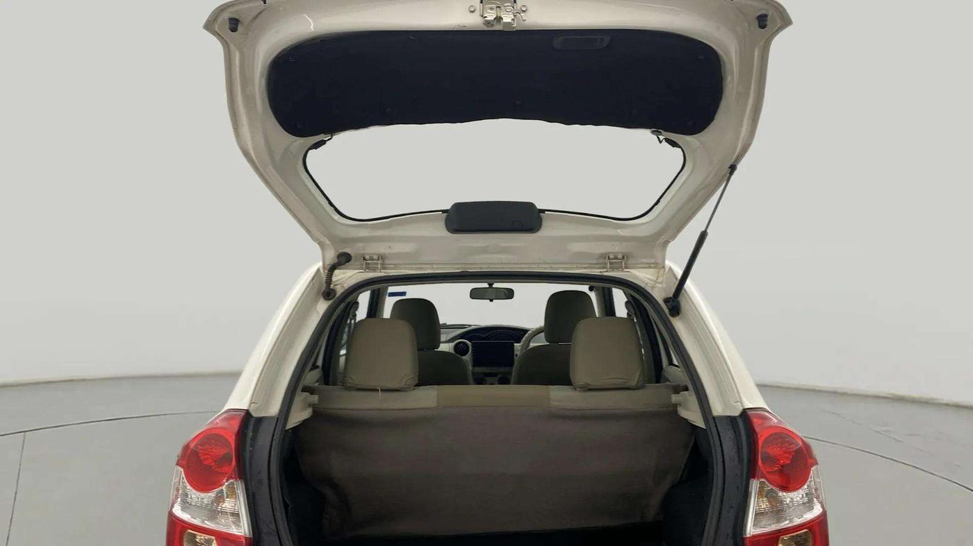 2015 Toyota Etios Liva G, Petrol, Manual, 50,085 km, Boot Door Open