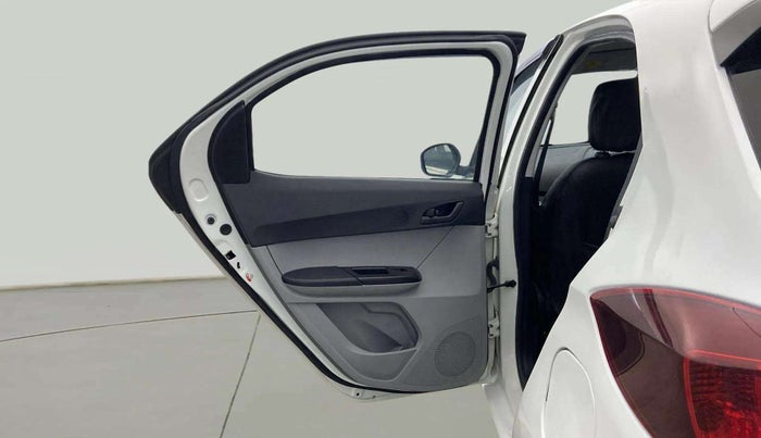 2021 Tata Tiago XT PETROL, Petrol, Manual, 30,156 km, LHS Rear Door