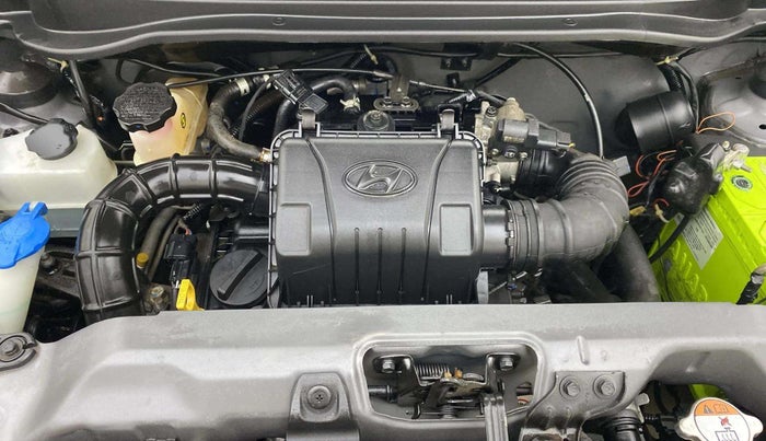 2018 Hyundai Eon MAGNA +, Petrol, Manual, 3,599 km, Engine View