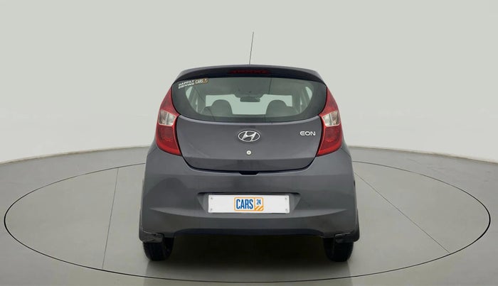 2018 Hyundai Eon MAGNA +, Petrol, Manual, 3,599 km, Back/Rear