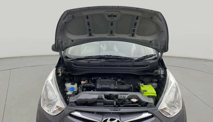 2018 Hyundai Eon MAGNA +, Petrol, Manual, 3,599 km, Open Bonet