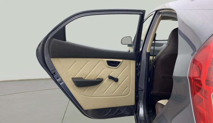 2018 Hyundai Eon MAGNA +, Petrol, Manual, 3,599 km, LHS Rear Door