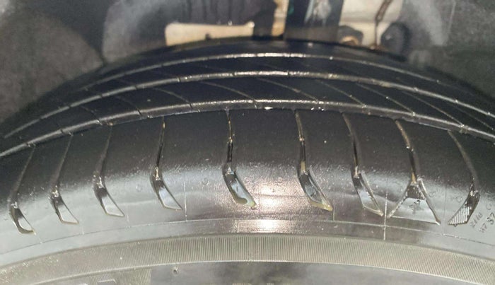 2020 Ford Ecosport TITANIUM + 1.5L PETROL AT, Petrol, Automatic, 34,079 km, Left Front Tyre Tread