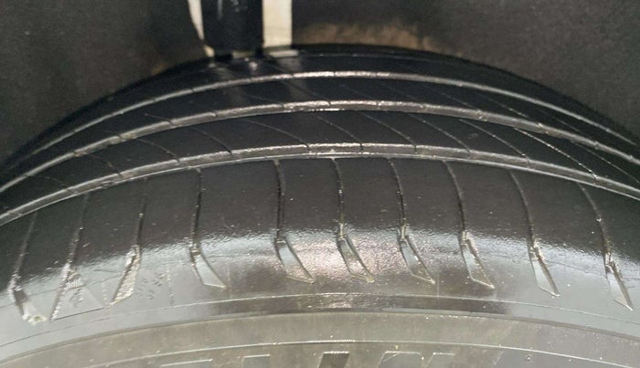 2020 Ford Ecosport TITANIUM + 1.5L PETROL AT, Petrol, Automatic, 34,079 km, Right Rear Tyre Tread