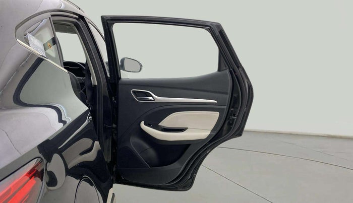 2021 MG ASTOR SMART 1.5 CVT, Petrol, Automatic, 20,946 km, RHS Rear Door