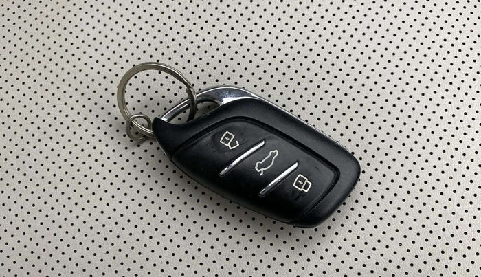 2021 MG ASTOR SMART 1.5 CVT, Petrol, Automatic, 20,946 km, Key Close Up