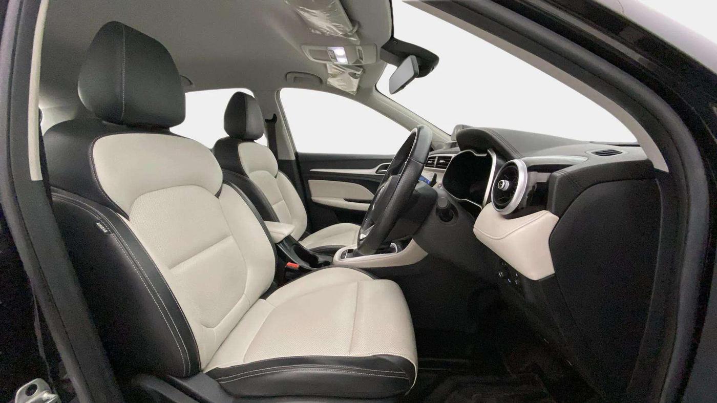 2021 MG ASTOR SMART 1.5 CVT, Petrol, Automatic, 20,946 km, Right Side Front Door Cabin