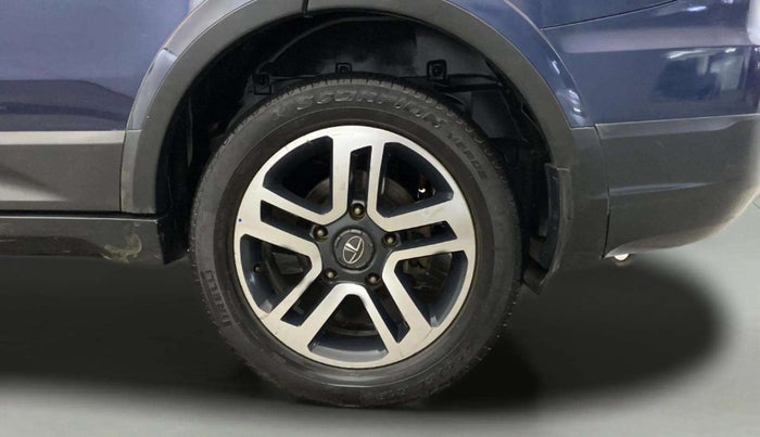 2018 Tata Hexa XT 4X2 7 STR, Diesel, Manual, 94,872 km, Left Rear Wheel