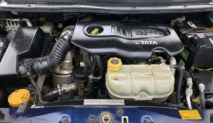 2018 Tata Hexa XT 4X2 7 STR, Diesel, Manual, 94,872 km, Engine View