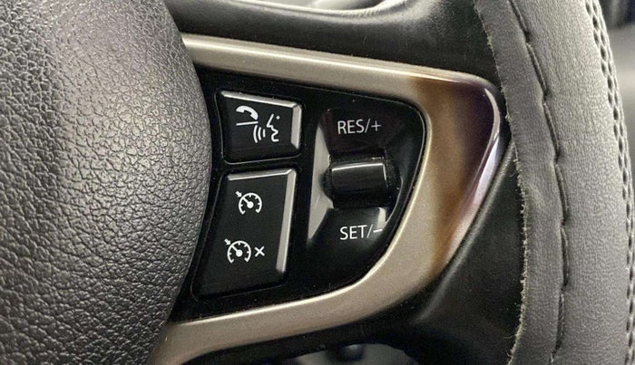 2018 Tata Hexa XT 4X2 7 STR, Diesel, Manual, 94,872 km, Adaptive Cruise Control