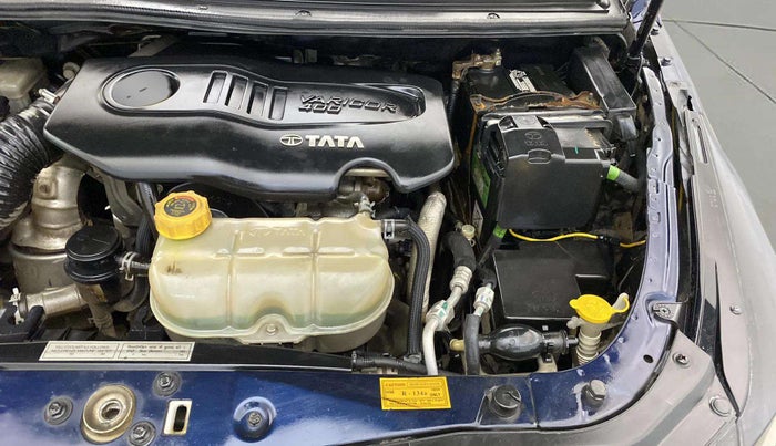 2018 Tata Hexa XT 4X2 7 STR, Diesel, Manual, 94,872 km, Engine View - Left