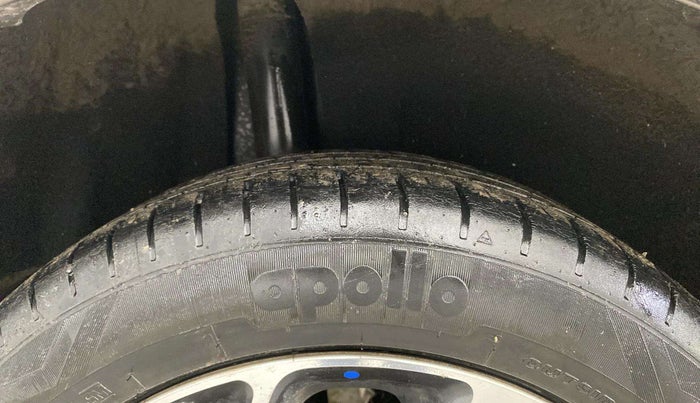 2021 Maruti Baleno ZETA PETROL 1.2, Petrol, Manual, 1,15,235 km, Right Rear Tyre Tread