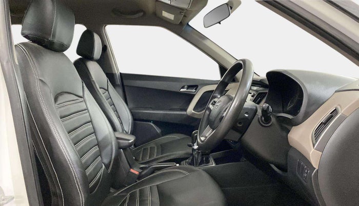 2015 Hyundai Creta SX PLUS 1.6 PETROL, Petrol, Manual, 55,015 km, Right Side Front Door Cabin