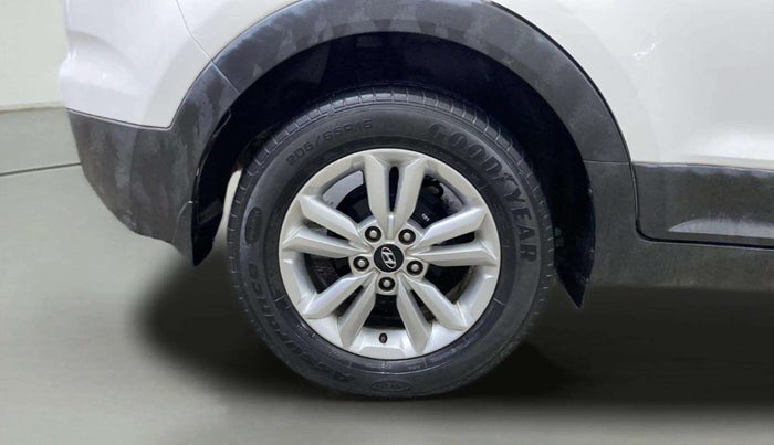 2015 Hyundai Creta SX PLUS 1.6 PETROL, Petrol, Manual, 55,015 km, Right Rear Wheel