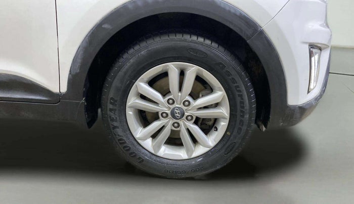 2015 Hyundai Creta SX PLUS 1.6 PETROL, Petrol, Manual, 55,015 km, Right Front Wheel