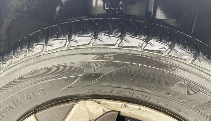 2020 Datsun Redi Go T(O), Petrol, Manual, 28,097 km, Right Front Tyre Tread