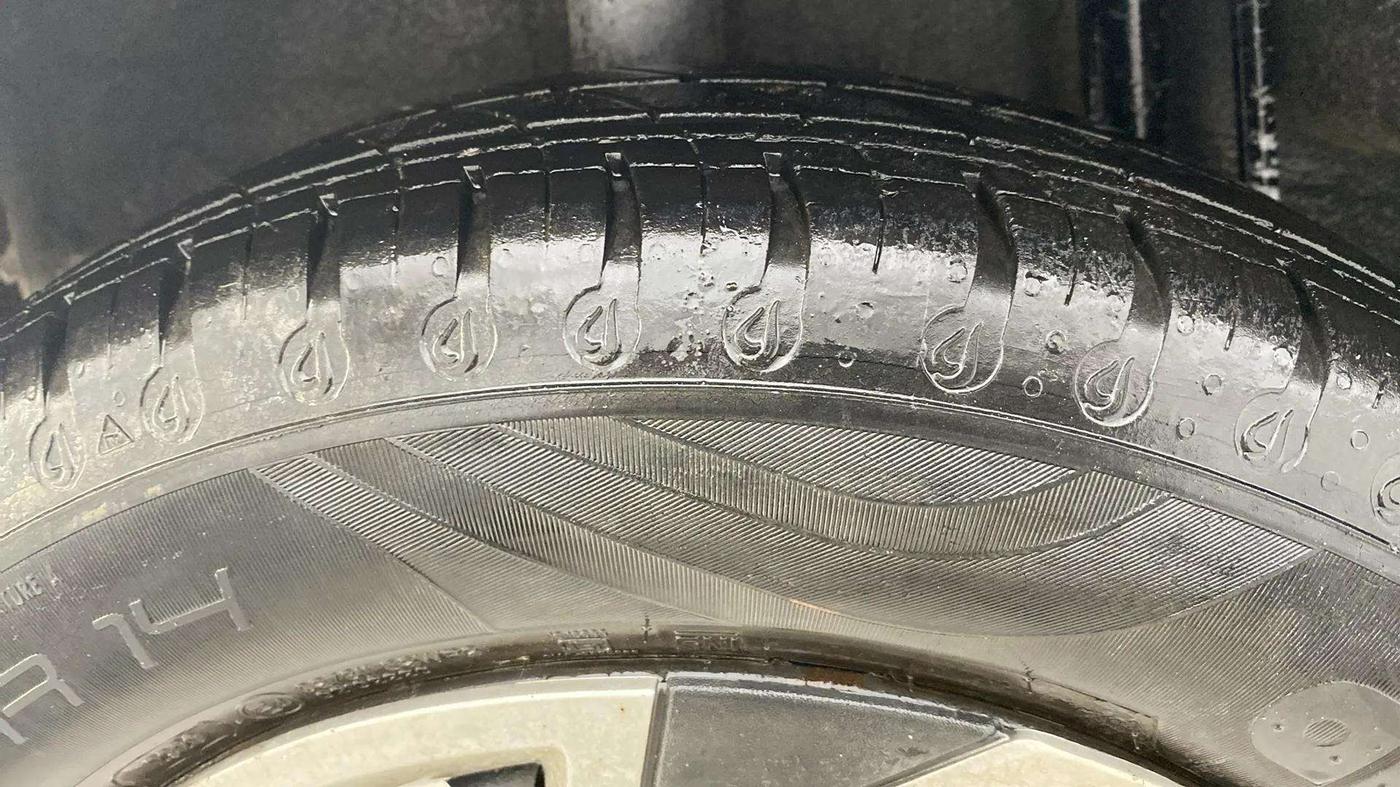 2020 Datsun Redi Go T(O), Petrol, Manual, 28,097 km, Right Rear Tyre Tread