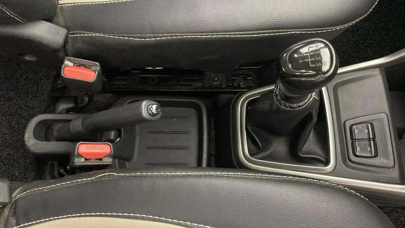2020 Datsun Redi Go T(O), Petrol, Manual, 28,097 km, Gear Lever