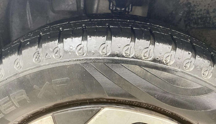 2020 Datsun Redi Go T(O), Petrol, Manual, 28,097 km, Left Front Tyre Tread
