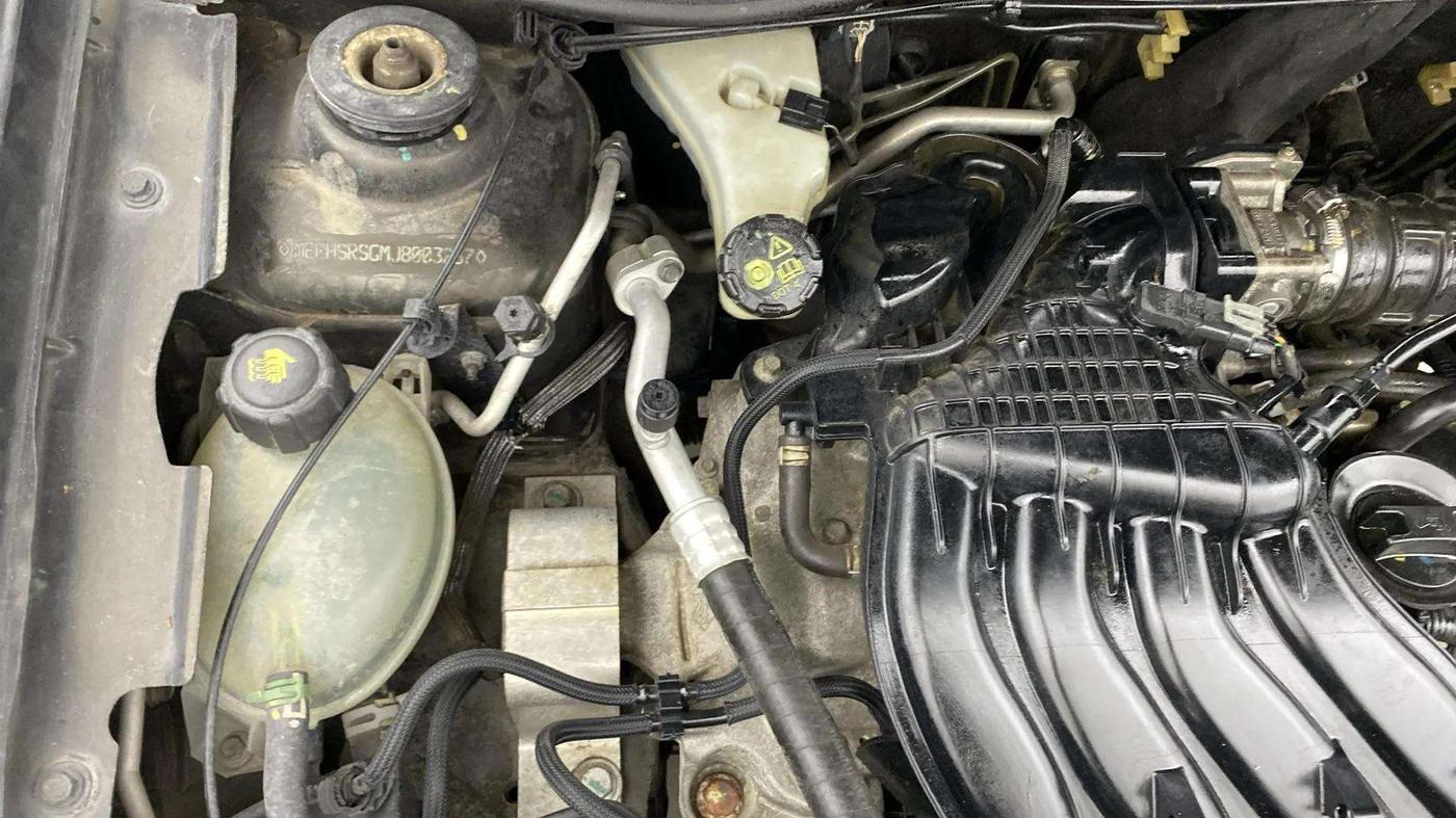 2018 Renault Duster RXS CVT, Petrol, Automatic, 69,819 km, Engine View - Right