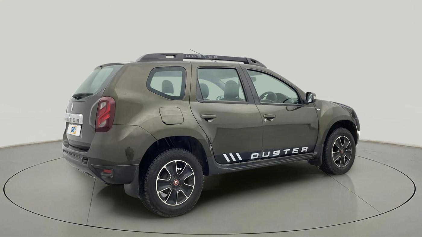 2018 Renault Duster RXS CVT, Petrol, Automatic, 69,819 km, Right Back Diagonal