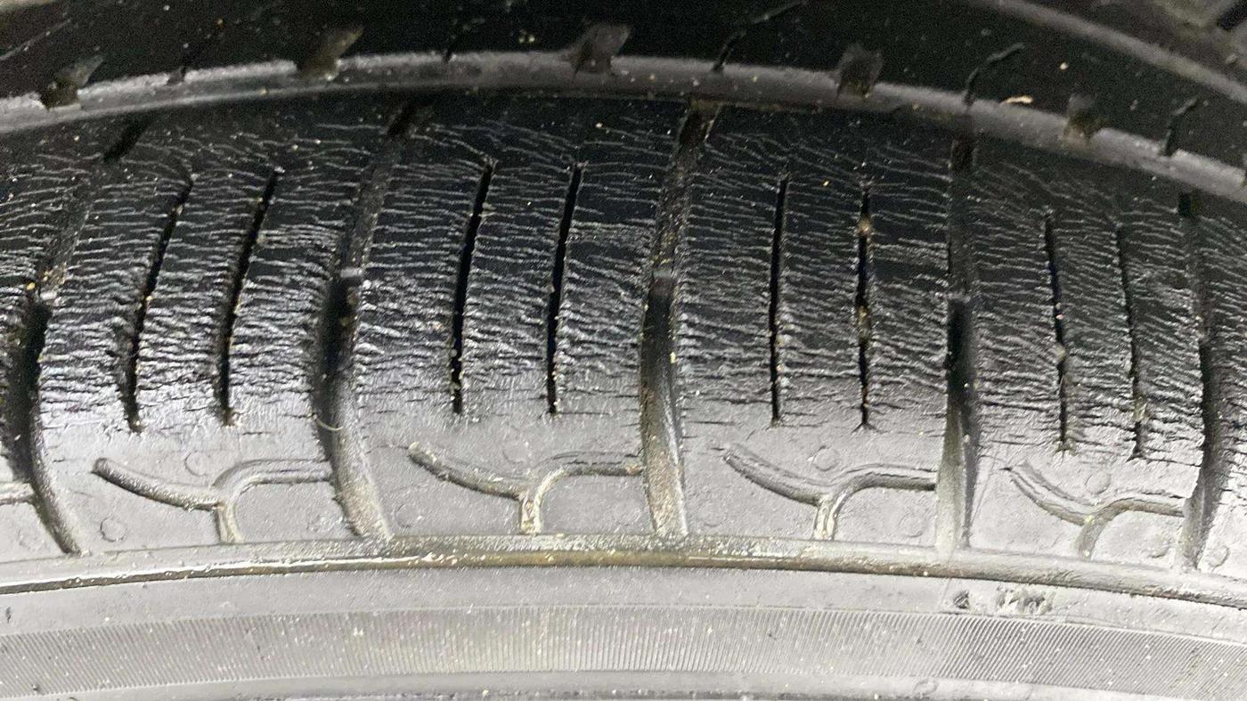 2021 Hyundai NEW SANTRO ASTA AMT, Petrol, Automatic, 31,538 km, Right Front Tyre Tread