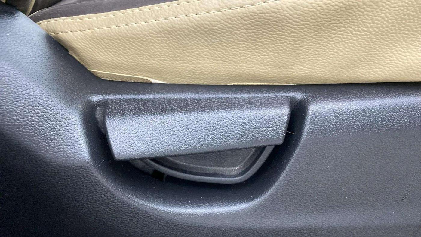 2021 Hyundai NEW SANTRO ASTA AMT, Petrol, Automatic, 31,538 km, Driver Side Adjustment Panel
