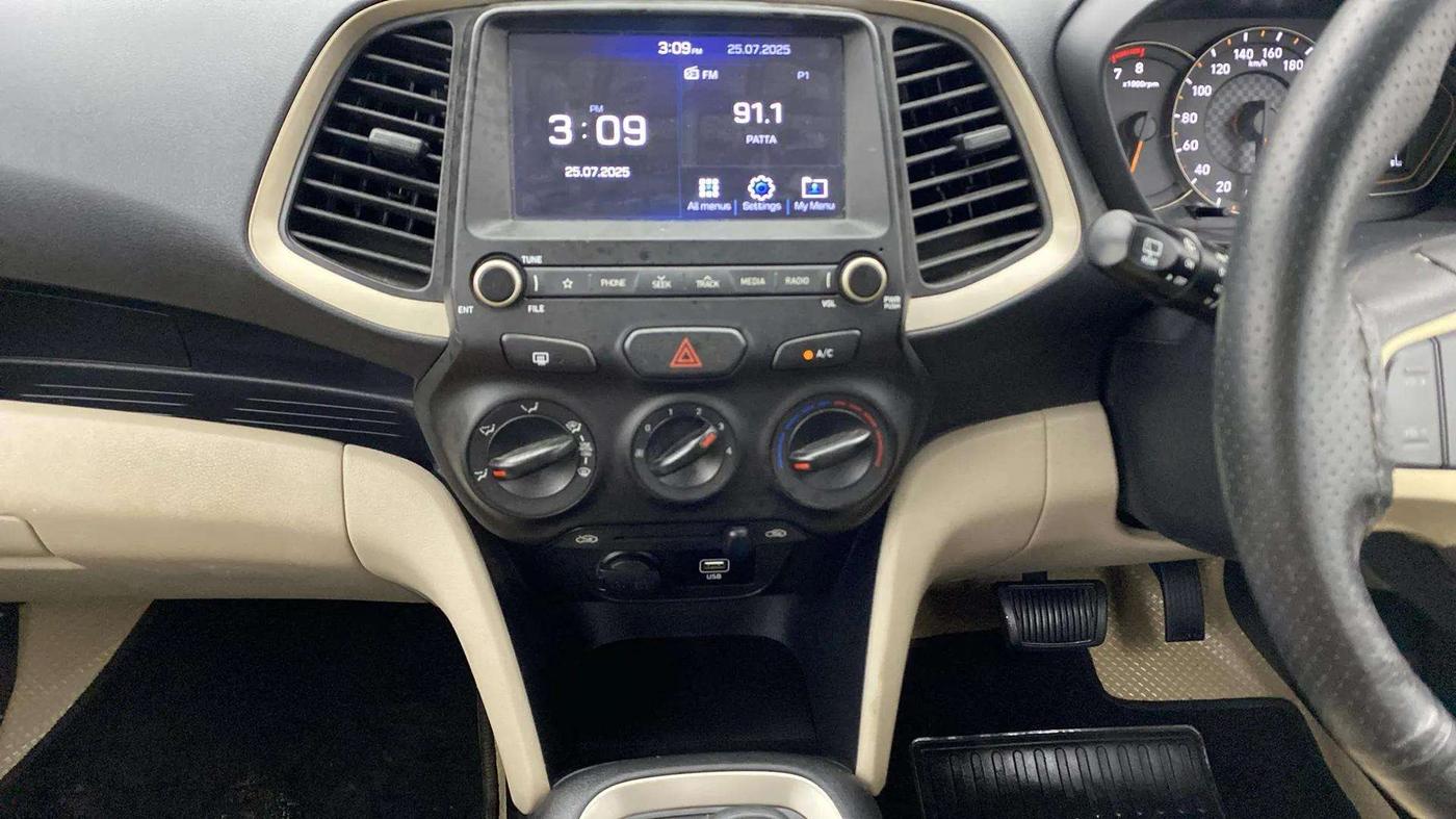2021 Hyundai NEW SANTRO ASTA AMT, Petrol, Automatic, 31,538 km, Air Conditioner