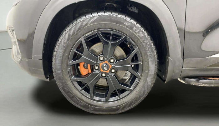 2020 KIA SELTOS GTX PLUS DCT 1.4 PETROL, Petrol, Automatic, 1,04,722 km, Left Front Wheel