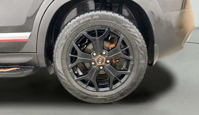 2020 KIA SELTOS GTX PLUS DCT 1.4 PETROL, Petrol, Automatic, 1,04,722 km, Left Rear Wheel