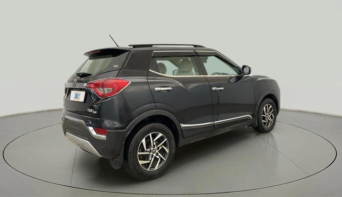 2022 Mahindra XUV300 W8 (O) 1.5 DIESEL, Diesel, Manual, 75,357 km, Right Back Diagonal