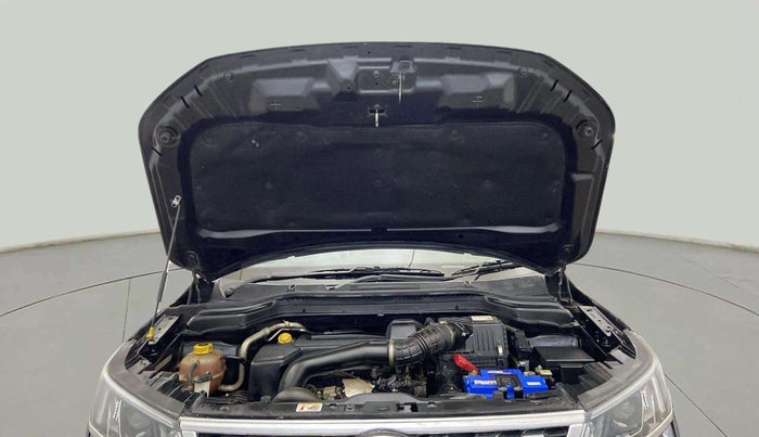 2022 Mahindra XUV300 W8 (O) 1.5 DIESEL, Diesel, Manual, 75,357 km, Open Bonet