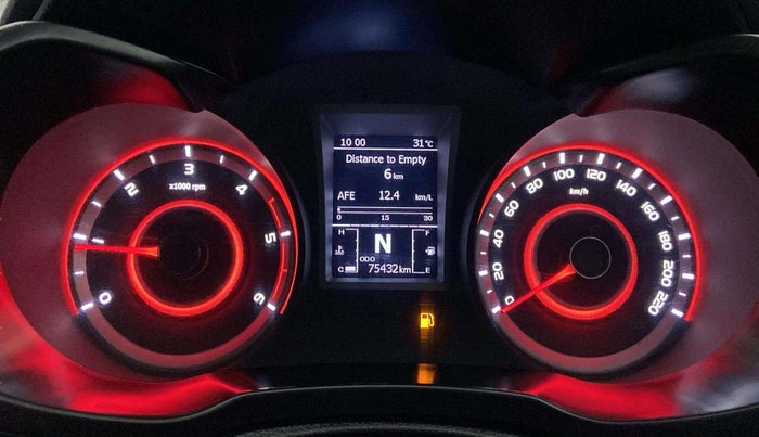2022 Mahindra XUV300 W8 (O) 1.5 DIESEL, Diesel, Manual, 75,357 km, Odometer Image