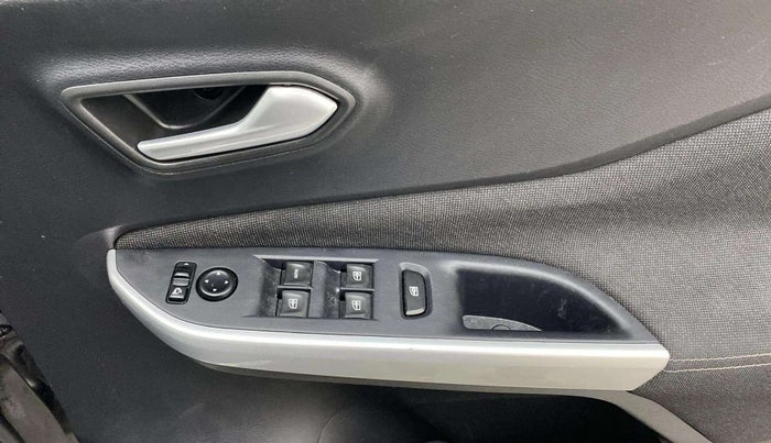 2021 Nissan MAGNITE XV PREMIUM, Petrol, Manual, 40,251 km, Driver Side Door Panels Control