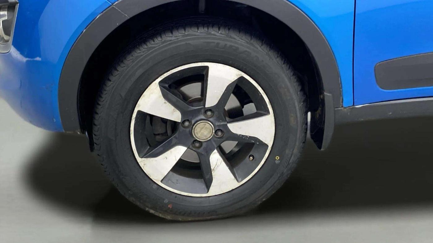 2018 Tata NEXON XZA PLUS DIESEL, Diesel, Automatic, 71,170 km, Left Front Wheel